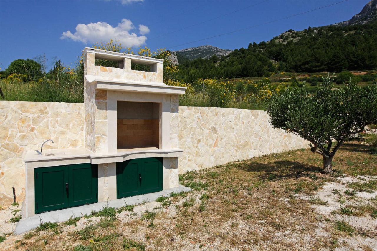 Holiday Homes Oliva Bol Exterior foto