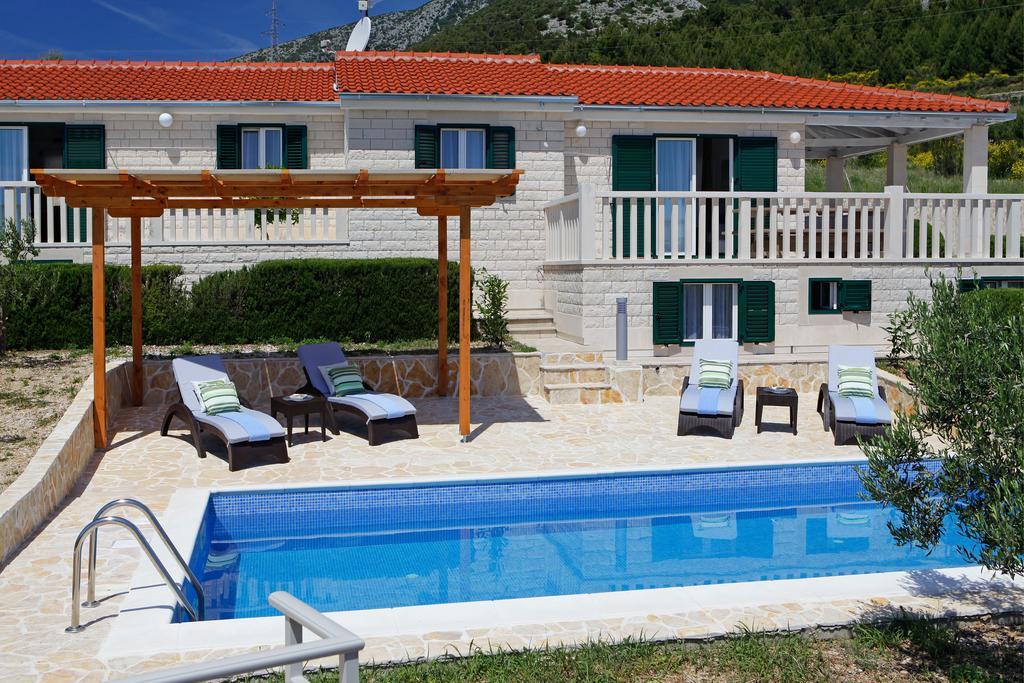 Holiday Homes Oliva Bol Zimmer foto